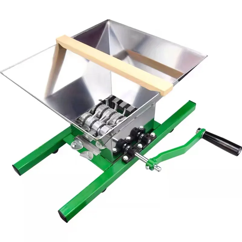European Hand-Cranked Stainless Steel Fruit And Vegetable Grinder Manual Hard Grape    Crusher Eco-Friendly Kitchen Tool