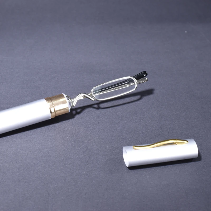 Silberfarbener Klassischer Modischer Legierungsrahmen für Herren mit Federbügeln, Lesebrille, Brillengestell, schmal, für Korrekturbrillen