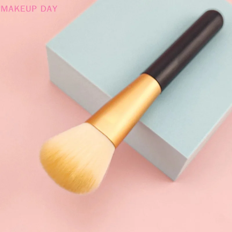 Wood Powder Brush Professional Makeup Brushes Multifunctional Foundation Blush Sculpting R Brush Make Up Tools Accessories ﻿