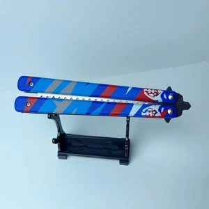 23 سم (9.05 بوصة)، لعبة سلاح طرفية من VALORANT Game، مدرب سكاكين مشط الفراشة YORU، طراز معدني، غير حاد، مقاوم للصدأ أفضل 10 مبيعات لعبة فرشاة القاطع - No10