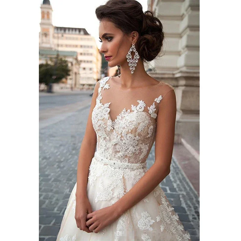 Robe de Mariée Champagne Personnalisée avec Ceinture à Perles, Tenue Élégante avec Poignées Amovibles, en Dentelle, Dos aux, avec Applique, pour Patients