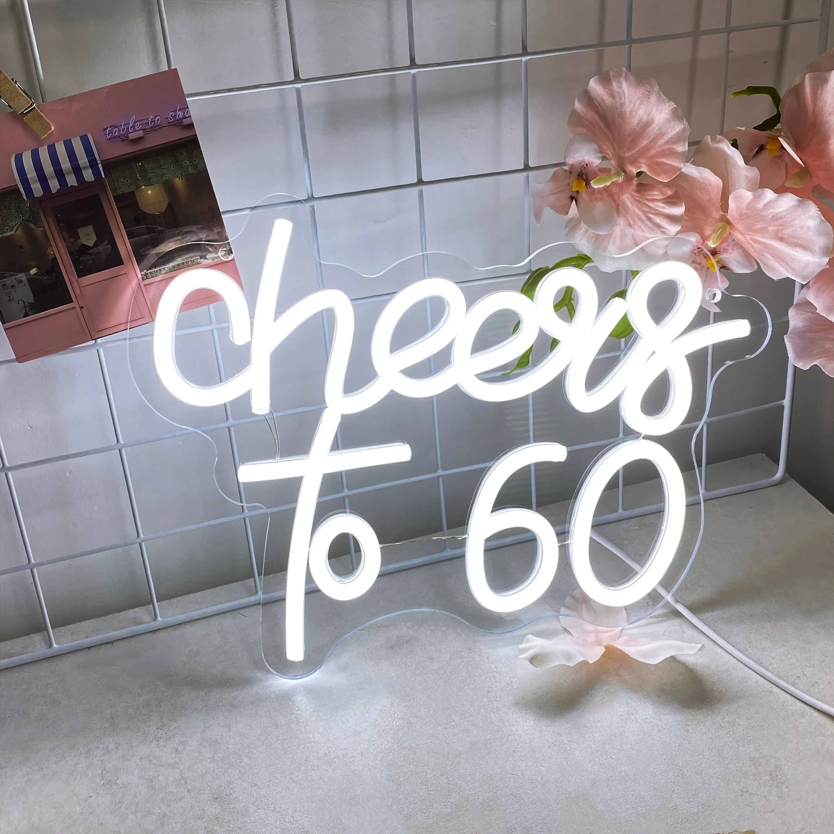 

Неоновая вывеска «Все до 60, регулируемая яркость, декор стены 60-летия», подходит для дня рождения, украшения вечеринки в ресторане.