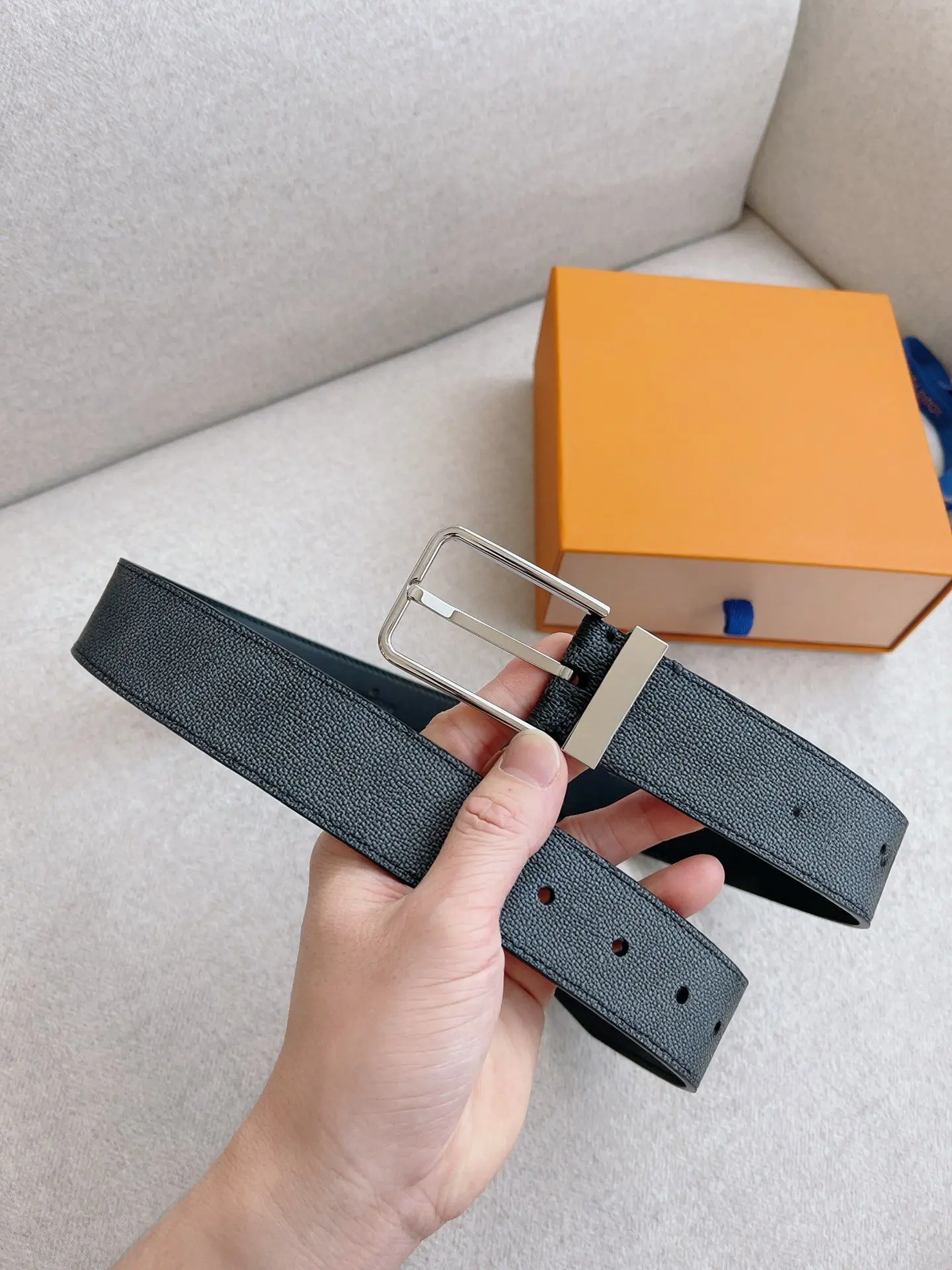 Unisex Reversible Pebbled Leather Pin Buckle Waist Belt Solid Metal Buckle Adjustable Cowhide Belt for Jeans Dress Pants