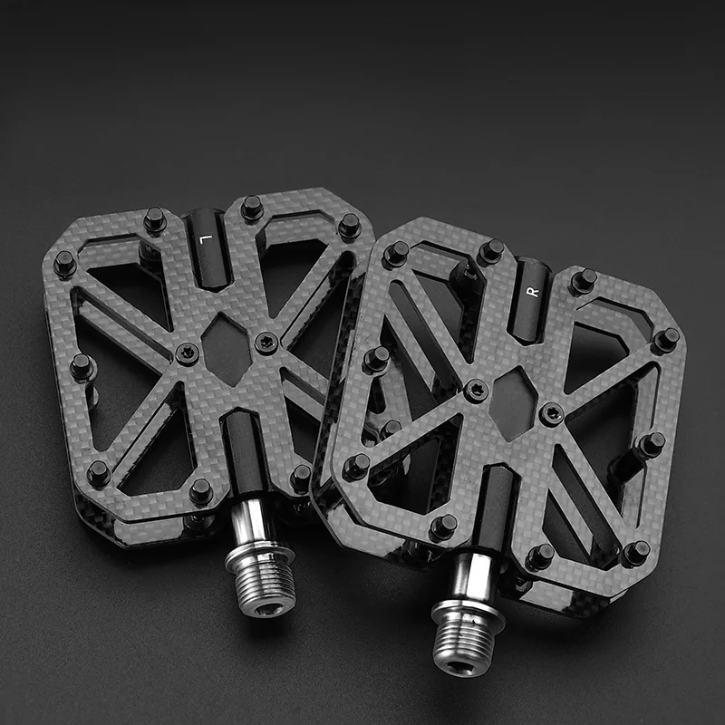 Anti-slip Bicycle Pedals Carbon Fiber Pedals High-modulus Carbon Fiber Smooth Rotation Bike Pedal System Carbon Fiber Pedals