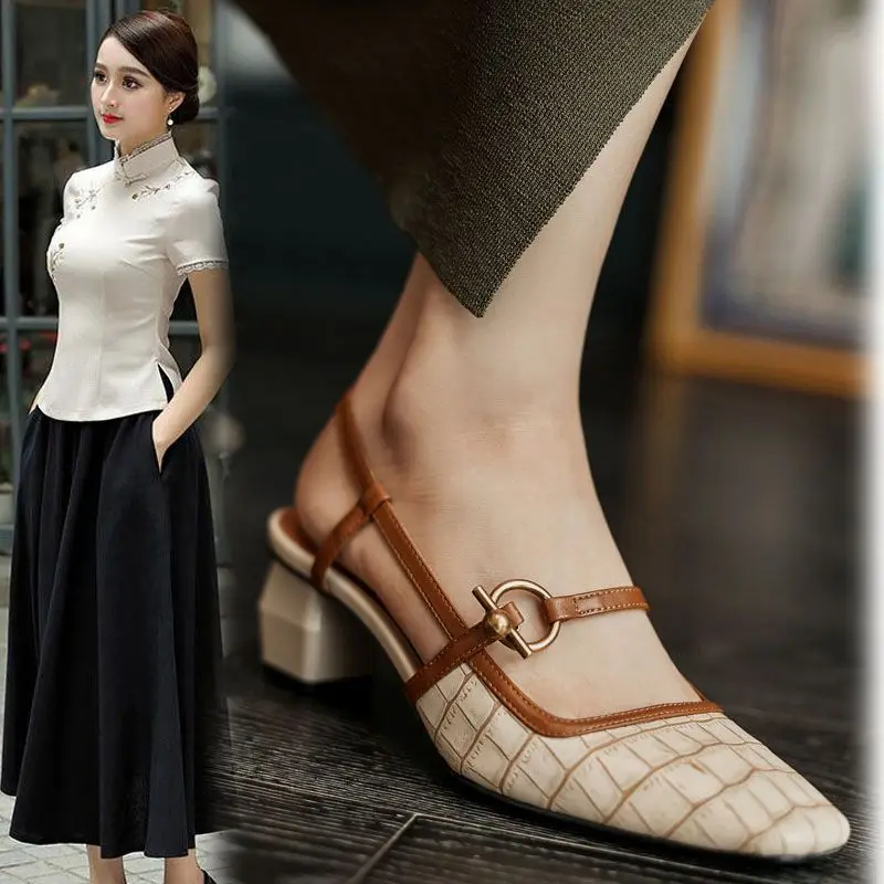 

Square-Toe Retro Thick-Heeled Sandals Large-Size Mid-Heel Hollow Mary Jane Pumps Roman Shallow Back Strap Women Shoes Sandalias