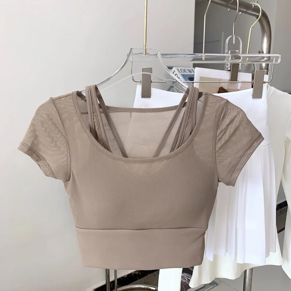 Women's Summer Yoga Clothes with Chest Cushion Quick Drying Pilates Fitness Top Short-Sleeved Breathable Exercise Fitness Wear