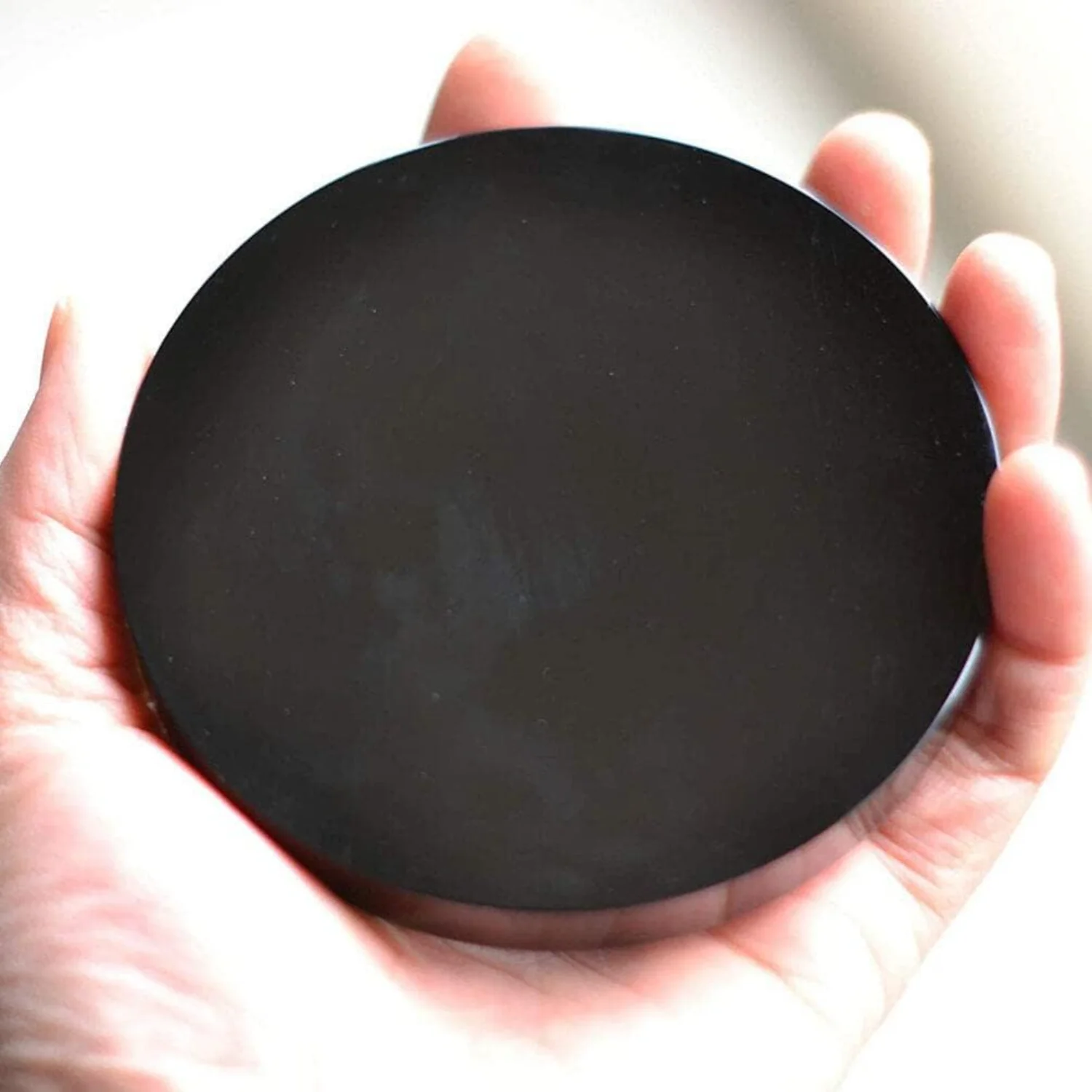 1 Set Natural Black Obsidian Stone Circle Disc Round Plate Feng Shui Mirror with Stand Black Obsidian Scrying Mirror for Meditat