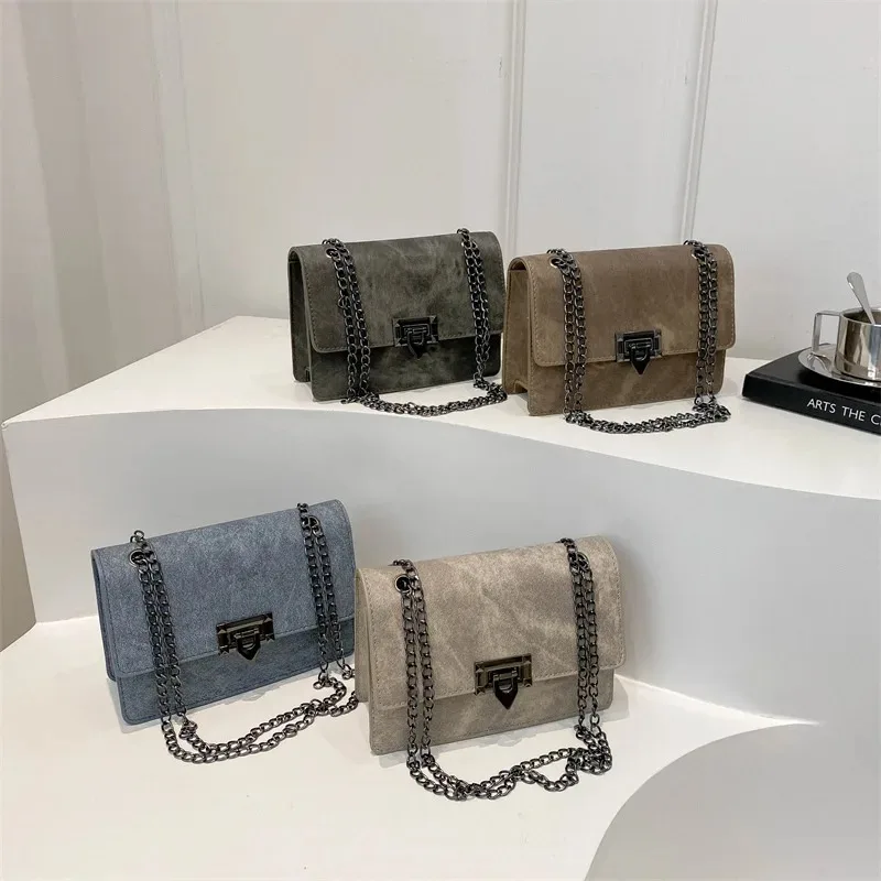

1pcs Women's New Korean Style Chain Bag - Minimalist Stylish Ins Small Shoulder Crossbody Bag, Trendy Fashionable Compact Purse