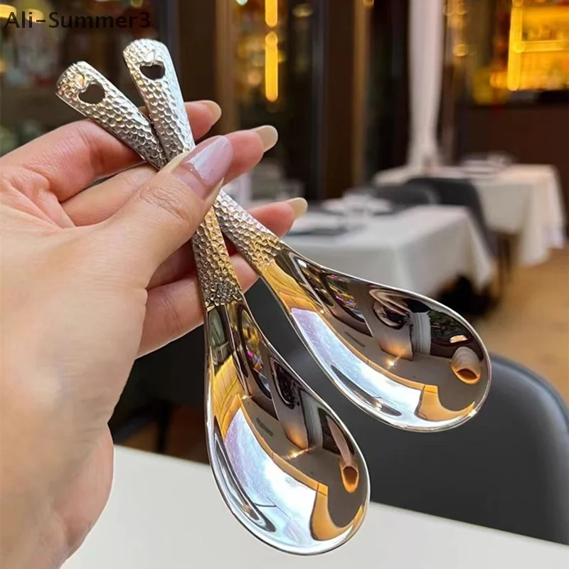 

Ложка для супа из нержавеющей стали, утолщенная ложка большой емкости, серебряная зеркальная полированная столовая посуда для супа, риса, домашняя кухонная посуда