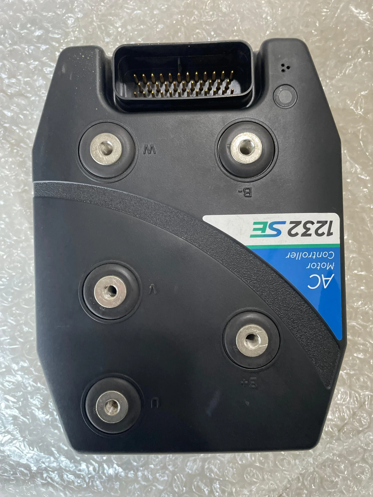 

Комплект для переоборудования электромобиля 48 В 60 В 72 В 80 В Curtis 1232SE-6321 Номер детали 470336321