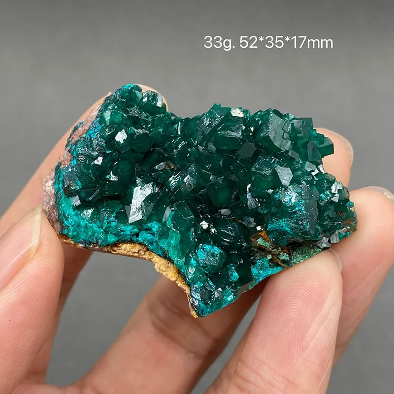 dioptase mineral especime pedras e cristais quartzo 100 natural verde africano 01