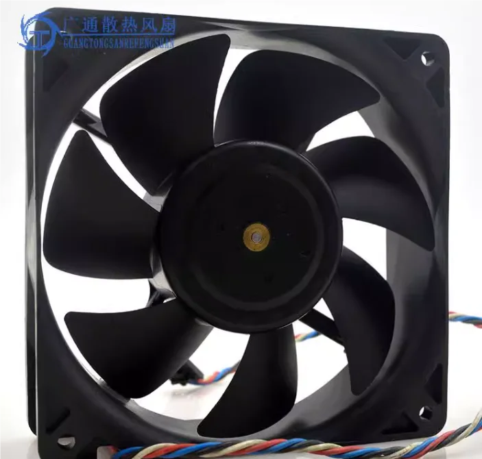 Nidec B35502-35 DC 12V 1.4A 120x120x38mm 4-Wire Server Cooling Fan