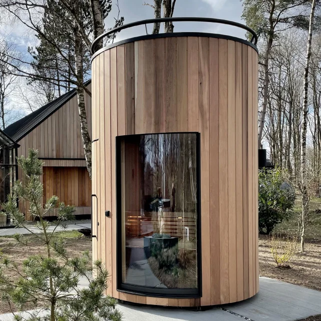 Custom Red Cedar Solid Wood Outdoor Sauna Room 6kw Power Wet Steam Style for Villas