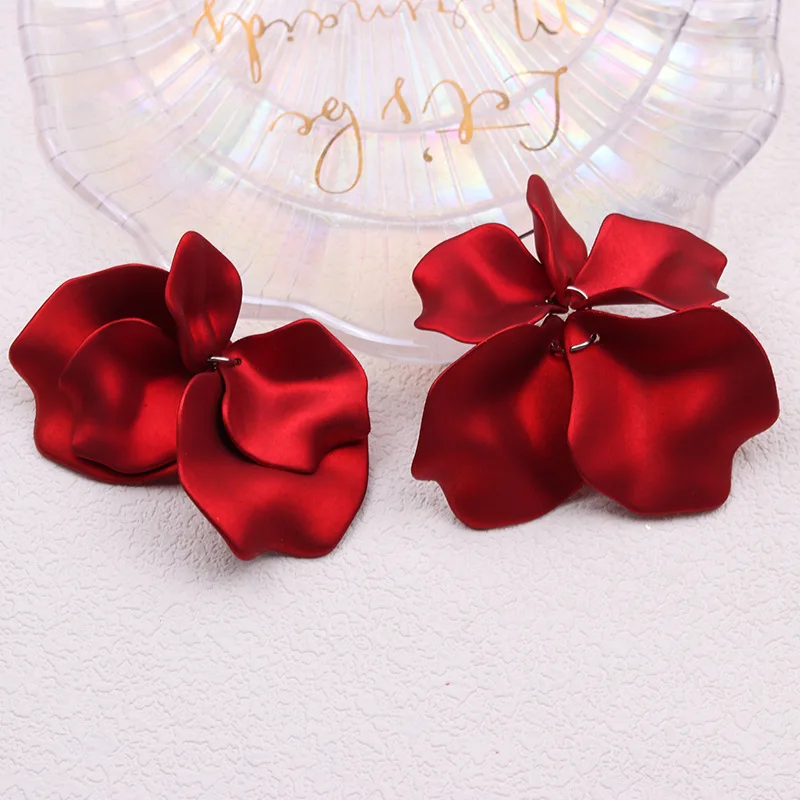 أقراط أكريليك بشرابة بتلات بوهيمية متفجرة ، مجوهرات بلون الحلوى ، أقراط أنيقة مطوية