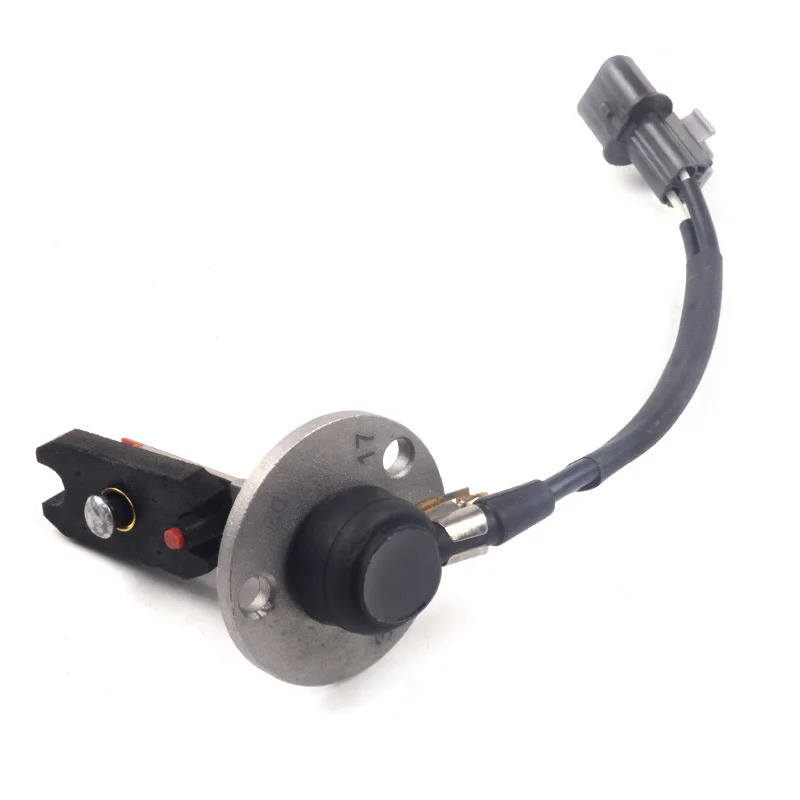 Applicable excavator parts Kobelco SK200-6E (6D34) oil pan oil level sensor  plug MC867765
