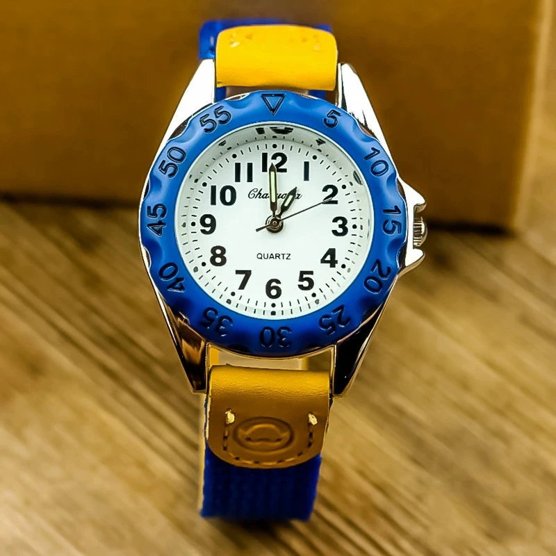 

2025 новые модные парусиновые дышащие светящиеся часы, студенческие детские кварцевые часы с ремнем