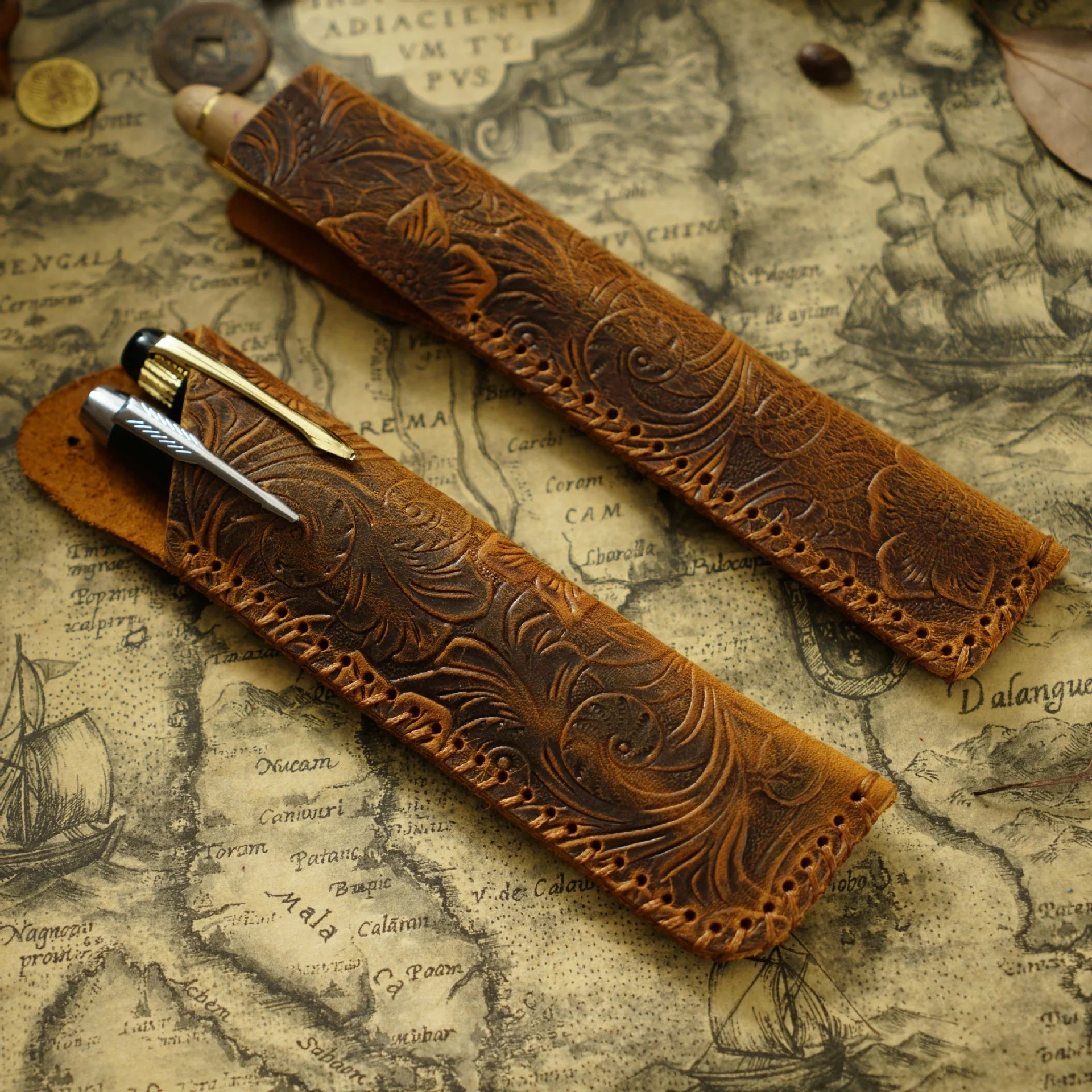 Genuine Leather Pencil Bag With Flower Embossed Leather Boy's and Girl's School Students Pen Holder Simple Retro Pencil Bag