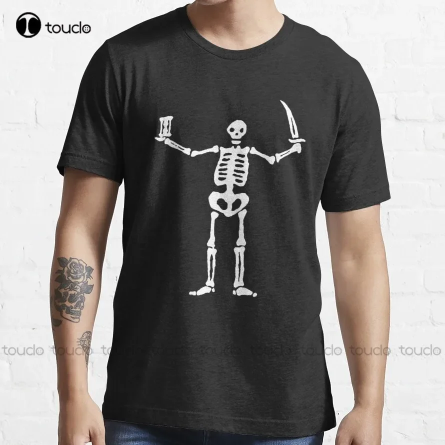 The Banner Of Captain Flint Trending T-Shirt Black Sails Football Shirts For Women Tee T Shirts Harajuku Streetwear New Popular