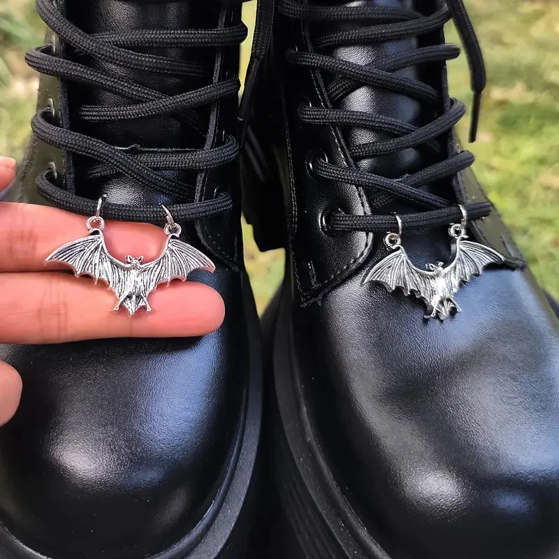 4 pçs encantos de sapato de morcego estilo punk gótico clipes de cadarço destacáveis acessórios de sapato decorações divertidas de halloween presente perfeito