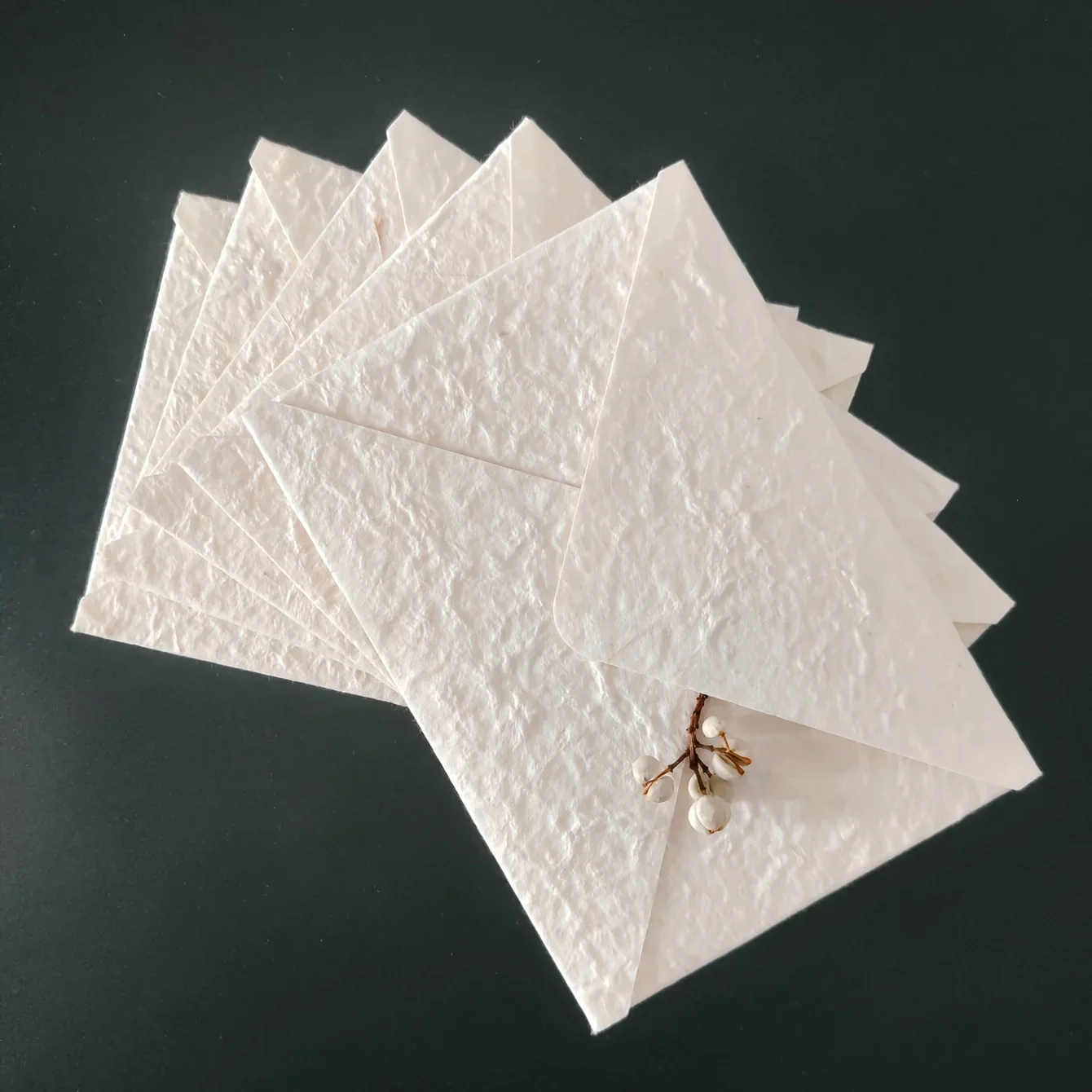 V-Flap Envelopes, Set of 10,White, A7 Size 5.31X7.28 Inches, Perfect for Gift Cards and Mailing Invitations,Envelope Poly Mailer