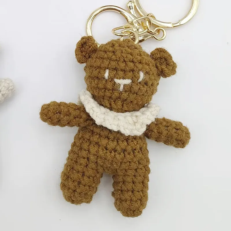 Niedlicher Häkel-Bären-Anhänger Gestrickter Tier-Schlüsselanhänger Handgewebter Bären-Schlüsselring Rucksack-Anhänger Liebevolles Geschenk – Detail 5