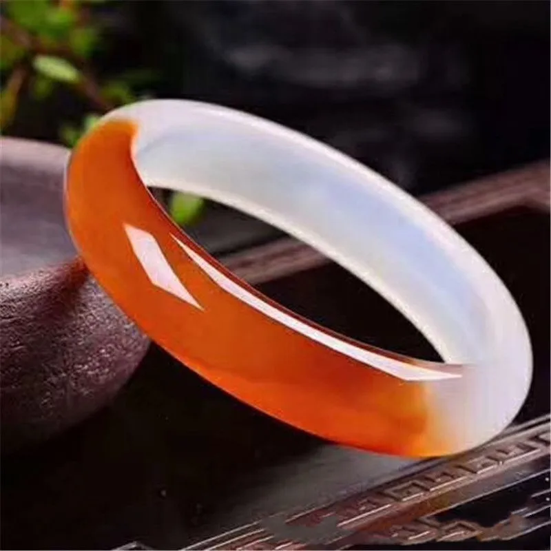 

Natural Agate Aquatic Grass Pattern Half Red and Half White Chalcedony Bracelet Half Country Women's Bracelet