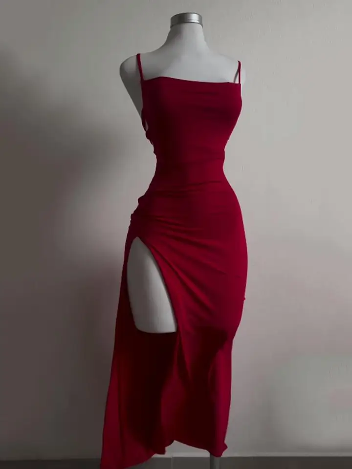 Vestido nuevo 2024 de verano, tiras halter de alta sensibilidad, vestido ajustado estilo Spice Girl 2