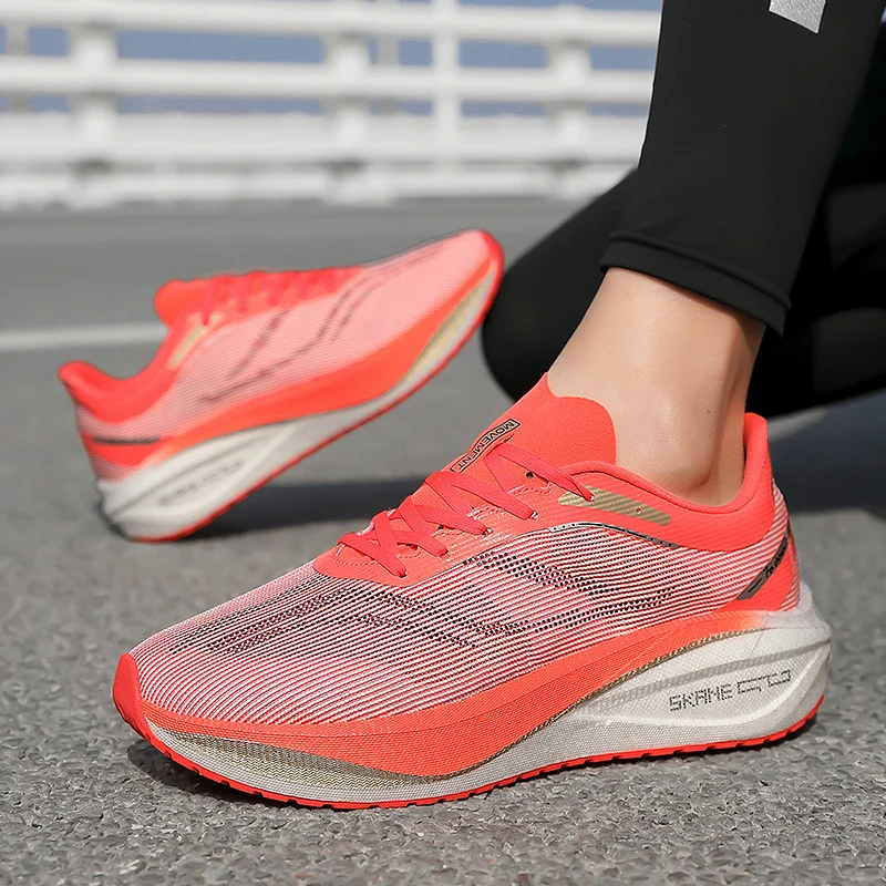 

Carbon plate running shoes professional marathon ultra-light breathable racing shoes flying mesh thin fashion shoes