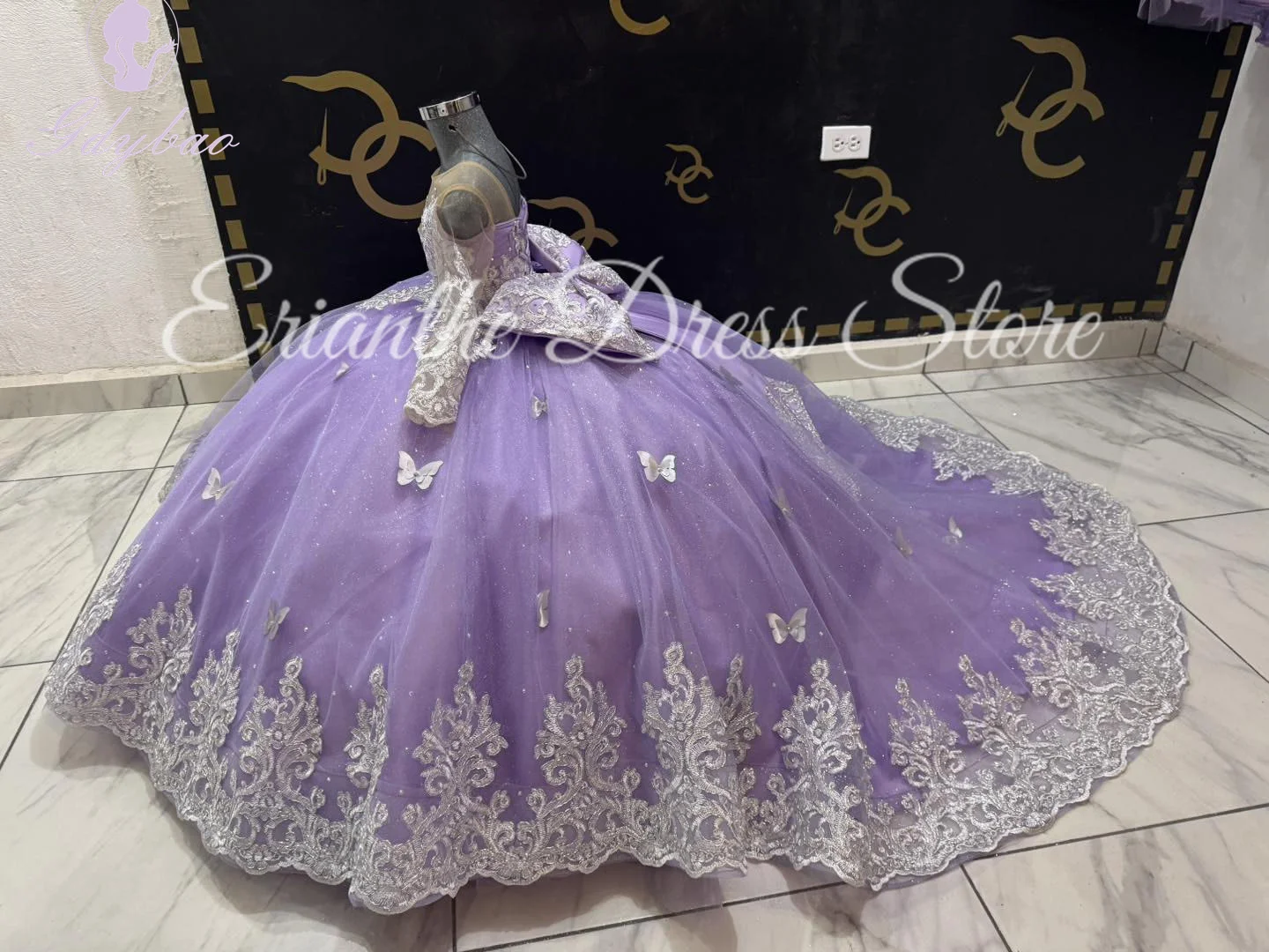 ชุดเดรสดอกไม้สำหรับงานแต่งงานสำหรับงานแต่งงานผ้าทูลพัฟฟี่แอพพลิเคลูกไม้เจ้าหญิงเด็กแรกเกิดชุดปาร์ตี้วันเกิดที่กำหนดเอง