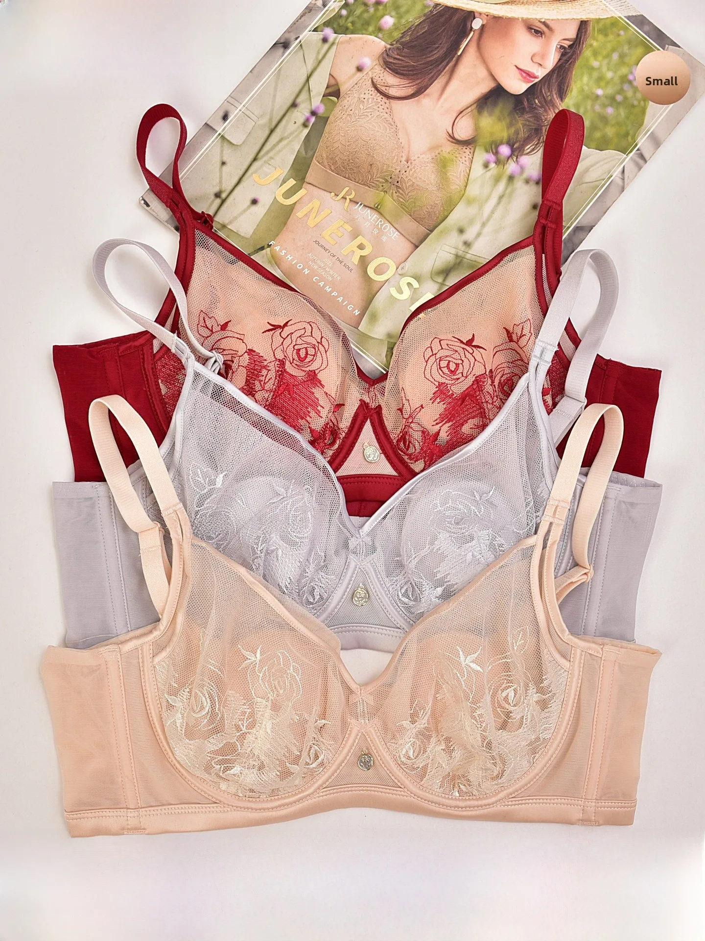 sujetador-de-encaje-ajustable-ultrafino-con-aros-suaves-push-up-fruncido-sexy-serie-rose-6579-copa-completa-cuello-en-v
