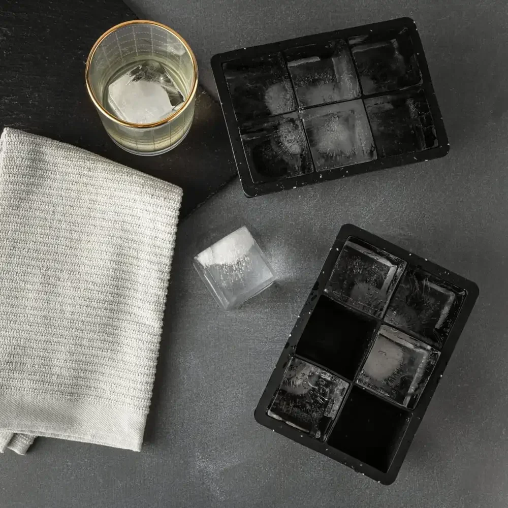 2er-Pack Eiswürfelschalen aus Silikon