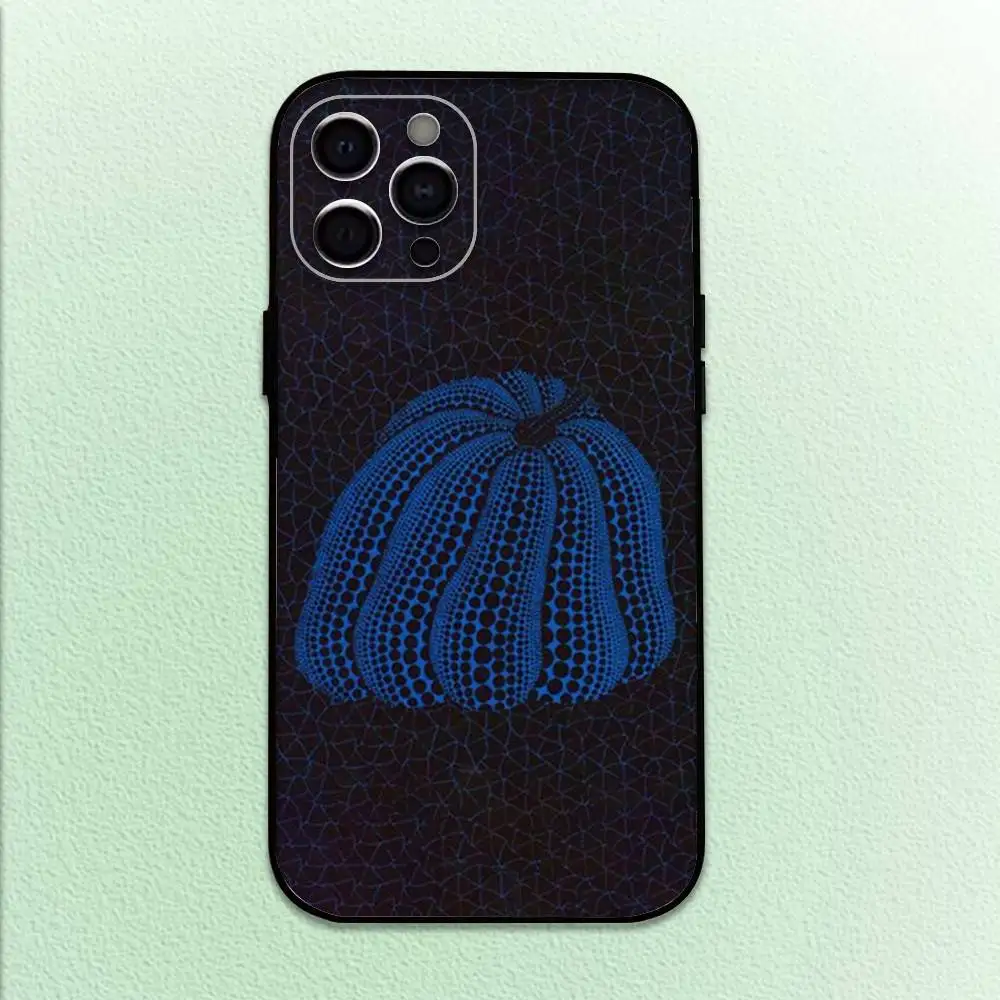 パンプキン Y-Yayoi K-Kusama iPhone17、16、15、14、13、12、11 Plus、Pro Max用 ソフトブラックカバー