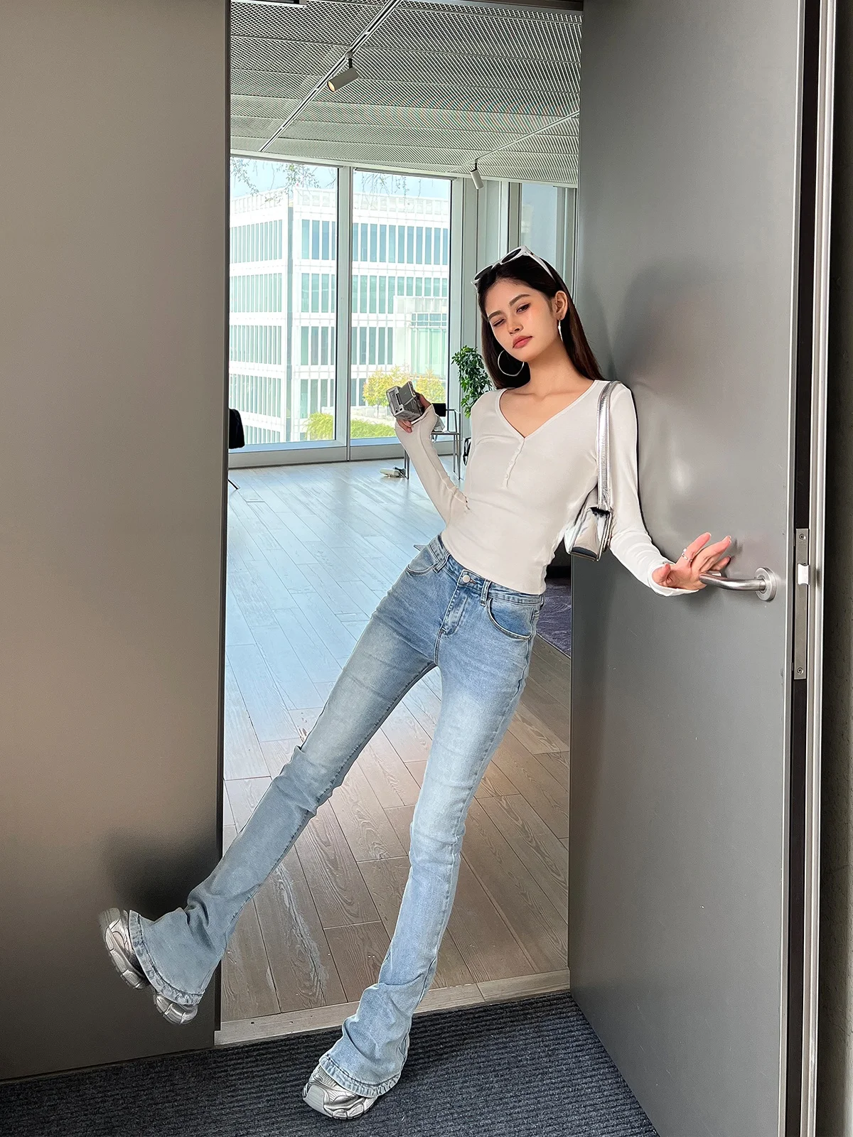 High Waist Denim Bootcut Pants Women's Summer Slimming Tight Butt Lively Girl Jeans Casual Style Zipper Fly Blue Denim