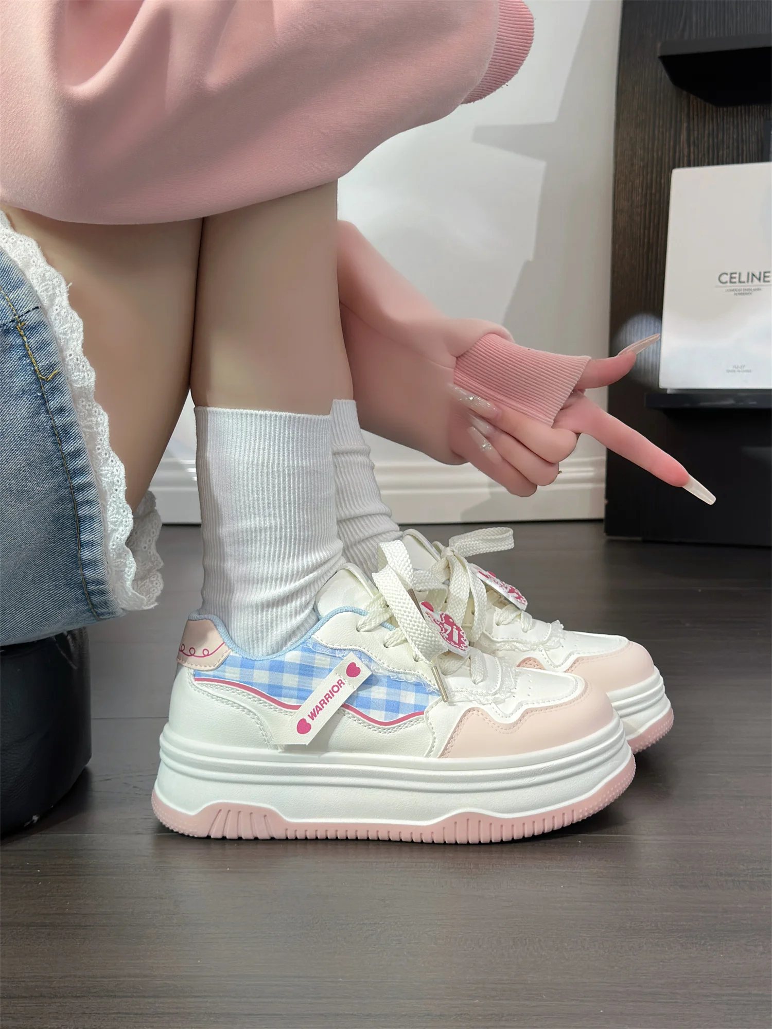 

Белые туфли допамина для женщин, новинка 2023 года, осенняя милая обувь в стиле Лолиты для девочек, повседневная женская обувь для доски