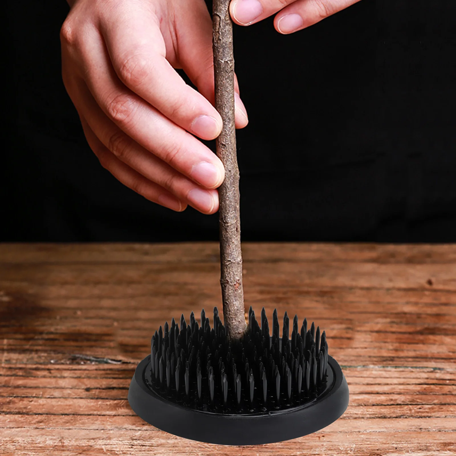 

Copper Round Flower Arrangement Mountain Holders Anti-Rust Durable Floral Pin Needle Tool For Chinese Japanese Flower Art