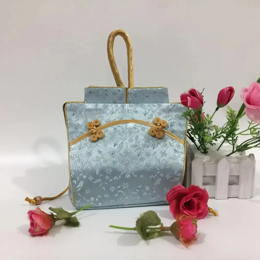 Chinese characteristic gift: Nanjing Yunjin cheongsam handbag, classical handbag