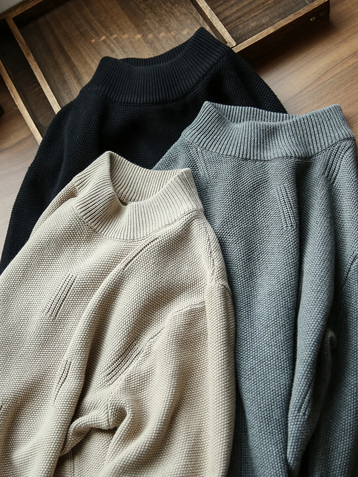 

Мягкий вязаный свитер из чистого хлопка с высоким воротником для мужчин, базовый слой, комфортный и теплый, для повседневной носки, с длинным рукавом.