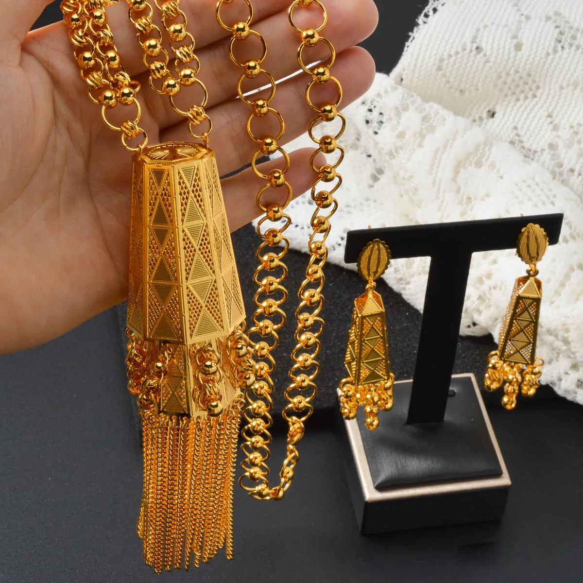 

Ethnic Middle East Style Copper Jewelry Set Necklace Earrings for Women Arabian Boho Chic for Wedding/Party Jewelry Gift