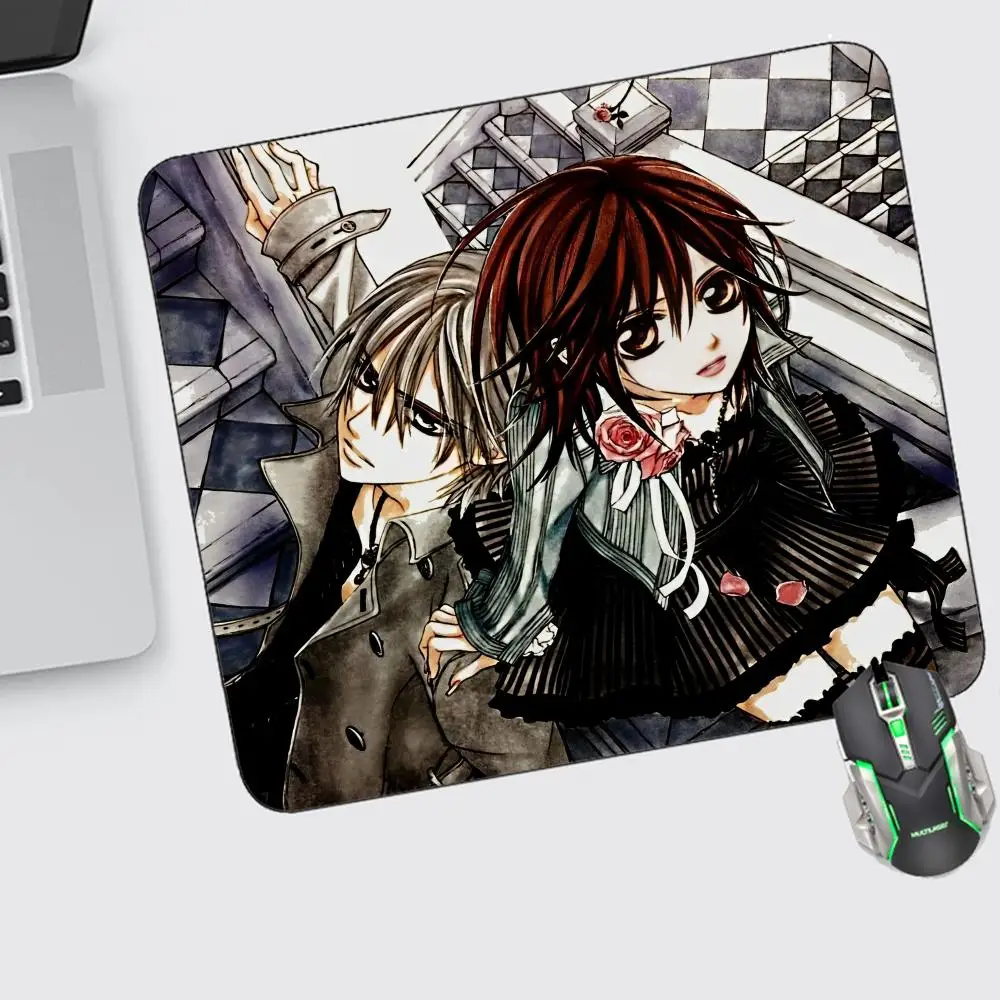 

Vampire Knight Mouse Pad Small Gaming Accessories Keyboard Computer Offices Desk Mat Pc Gamer Non-slip Rubber Mousepad