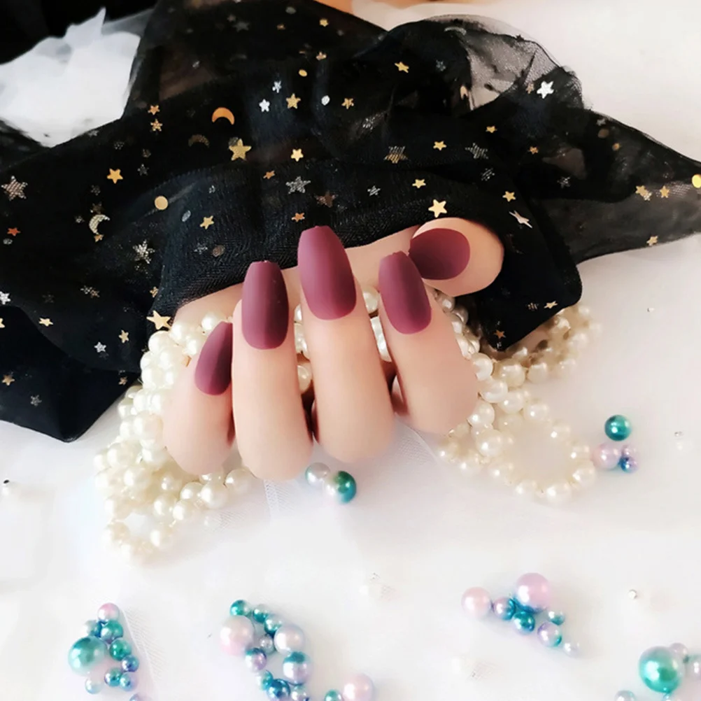 96개 무광택 가짜 손톱 조각 세련된 네일 아트 도구 DIY 매니큐어 용품 결혼식 생일을 위한 인공 손톱 장식