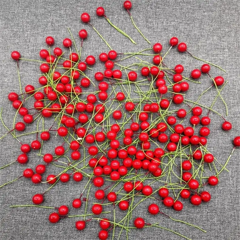 

E8BD Foam Hollys Berries Ball Decors Set Durability Water Resistant Party Supplies