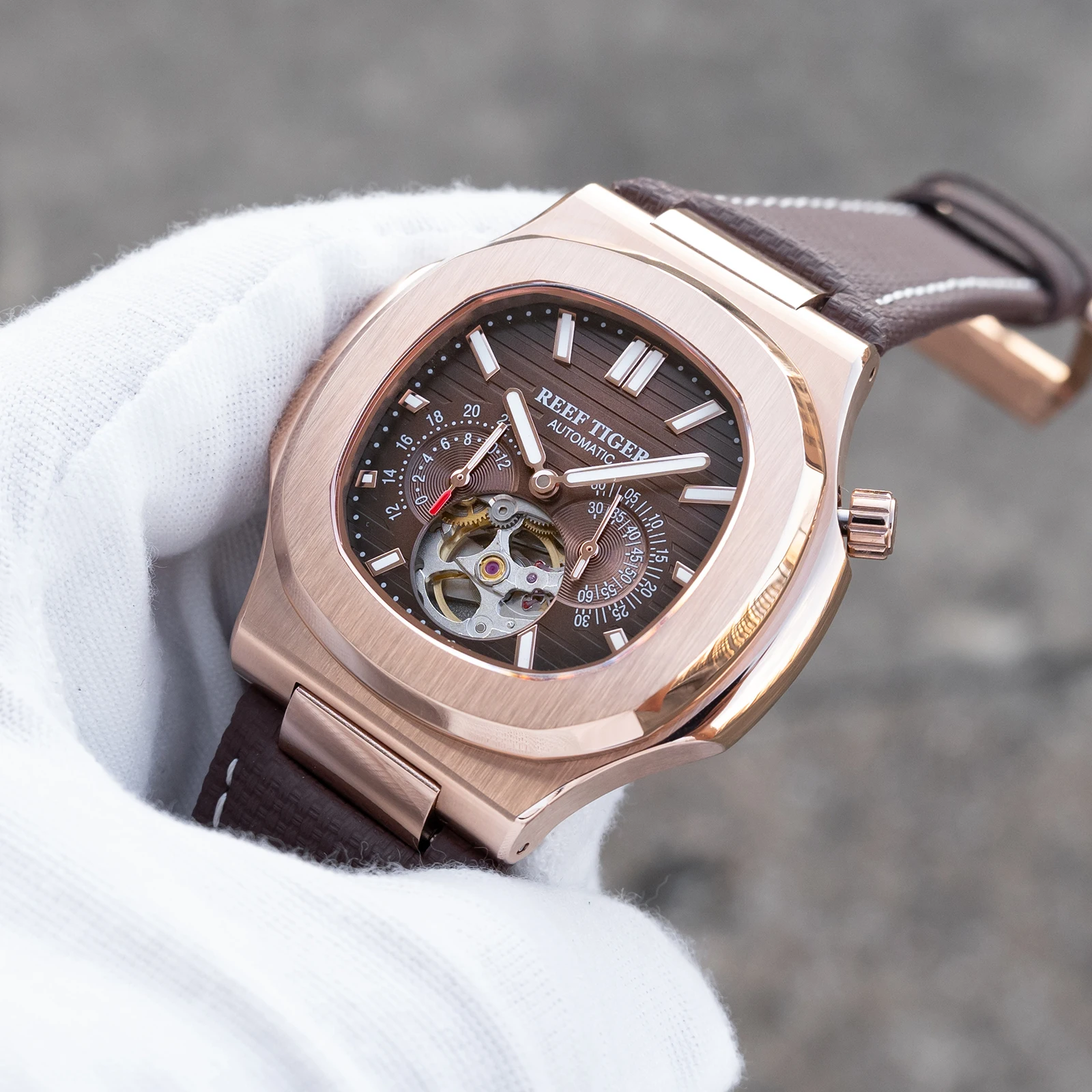 Reef Tiger Rt Luxur… - image