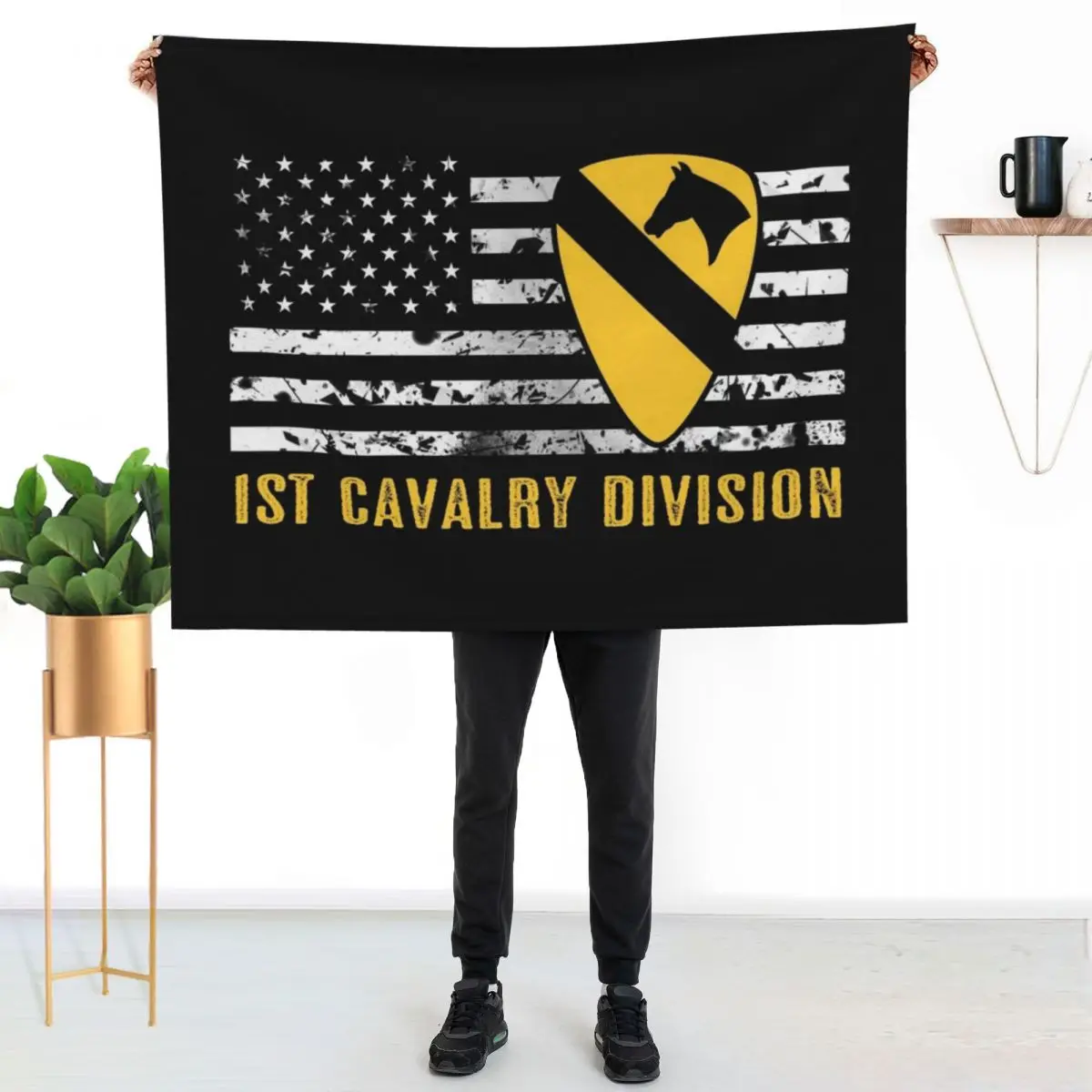 

1st Cavalry Division (Distressed Flag) Throw Blanket Luxurious Soft Fuzzy Blanket for Sofa Bed