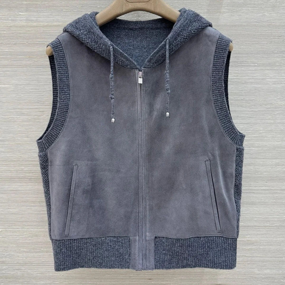 High Quality Women Hooded Zip Up Vest, Mixed Fabric Spliced Knitted Sleeveless Waistcoat With Drawstring lyt26101652
