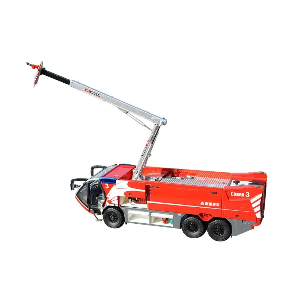 Modelo a escala de camión de bomberos de aeropuerto Cobra 3 de alta simulación 1:43, réplica fundida de motor de bomberos de espuma Yongqiang Carmichael ARFF para juguete