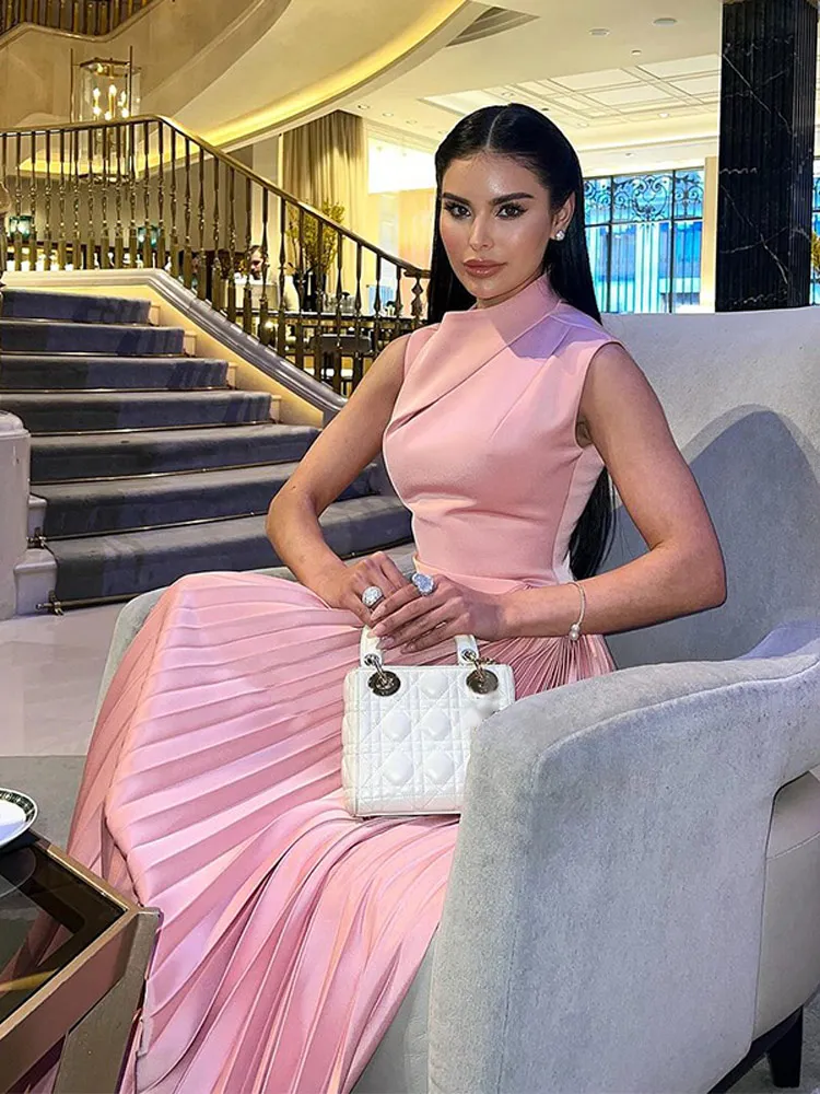 Elegant Pink Pleated Skirt Oblique Neck Sleeveless Women Gown Maxi Dresses 2024 Ins New Fashion Lady Irregular Party Date Robes