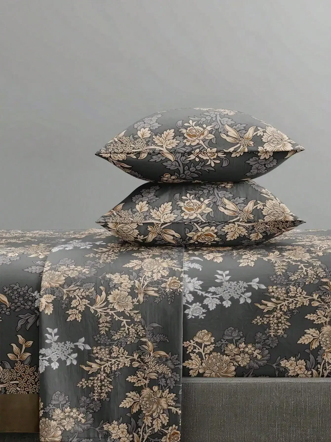4-Piece Dark Gray Vintage Floral Plant Pattern Bedding Set, 1 Fitted Sheet + 1 Flat Sheet + 2 Pillowcases, Deep Pocket Fits 11.8 Inch Mattress, Soft Breathable Wrinkle Resistant, King/Queen/Full/Twin Sizes, Pillow Inserts Not Included