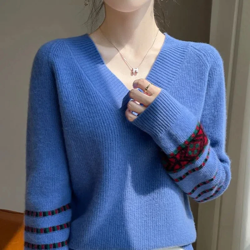 

Женская одежда, осенне-зимний однотонный пуловер, свитер с длинными рукавами, вязаный элегантный повседневный модный топ с v-образным вырезом и винтовой резьбой