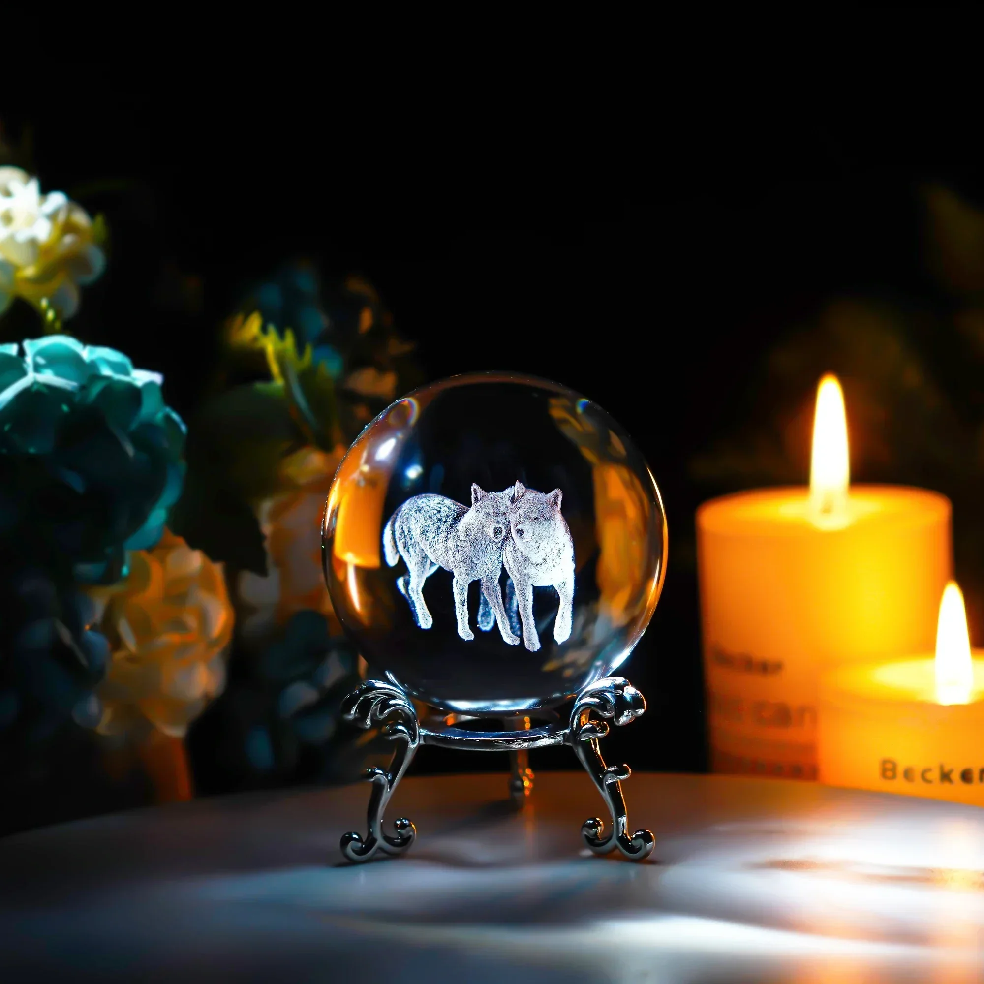 60mm Wolf Statue Crystal Decor Ball with Stand 3D Glass Laser Engraved Wolf Gift for Wolf Lovers， Home Office Paperweight