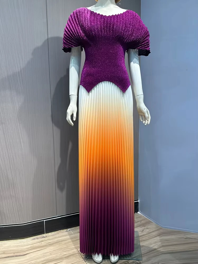 YEZOER Pieghettato 2 Pezzi Set Moda Donna Scollo a V Maniche corte a pipistrello T-shirt con orlo irregolare + Nuova gonna di colore sfumato Vendita calda